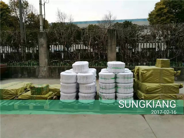 橡膠軟連接使用鑄造法蘭和鍛造法蘭的區別