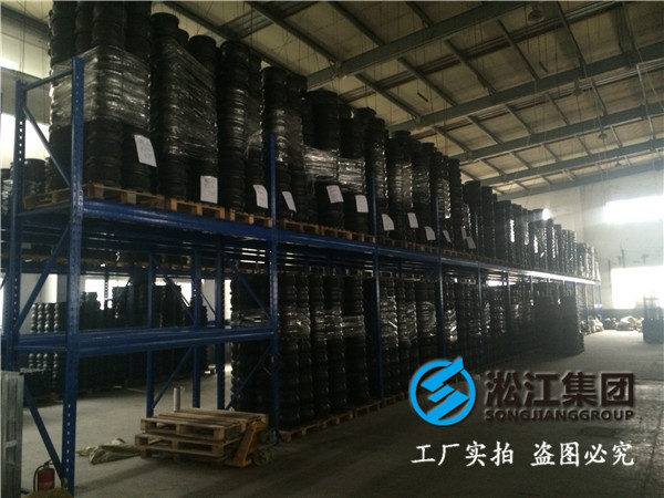 DN600,PN10橡膠接頭的寬度是多少?長度是260mm