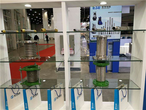 內襯四氟，碳鋼法蘭橡膠軟接頭，DN40/DN50/DN65，耐90度高溫